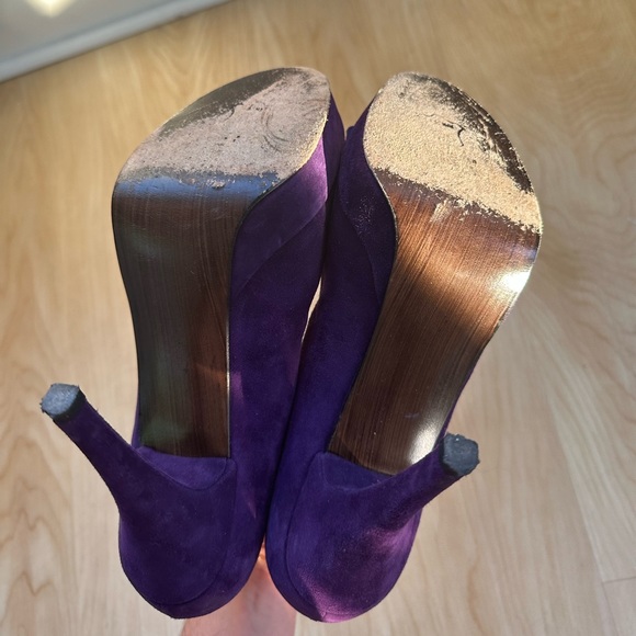 Stuart Weitzman Royal Purple Suede Pumps
Platform Stiletto Heel Leather Sole - Picture 6 of 7